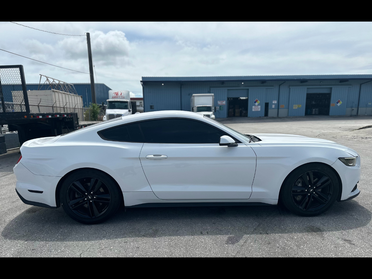 2015 Ford Mustang Preview 05